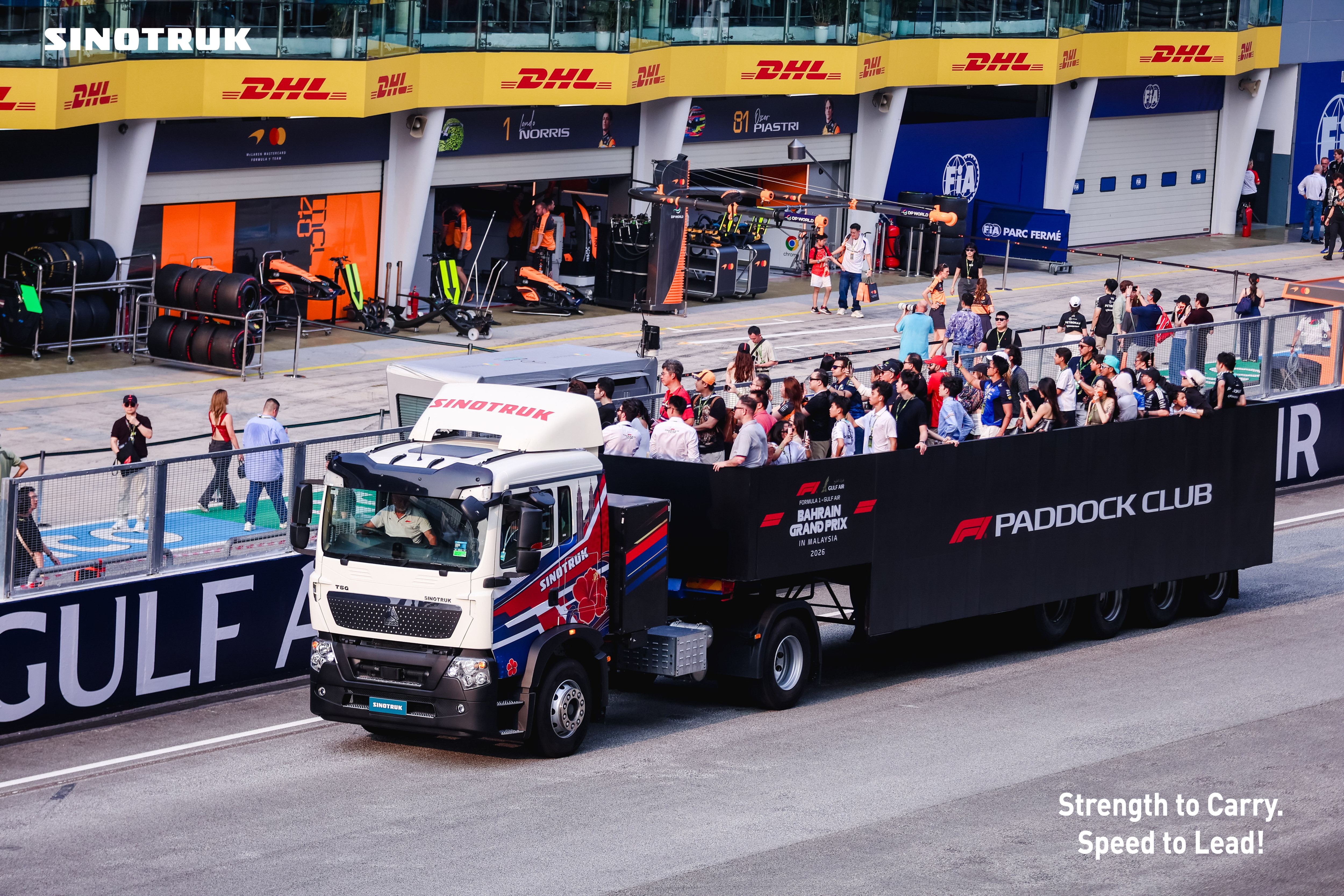 中国重汽携三款车型闪耀马来西亚F1赛道